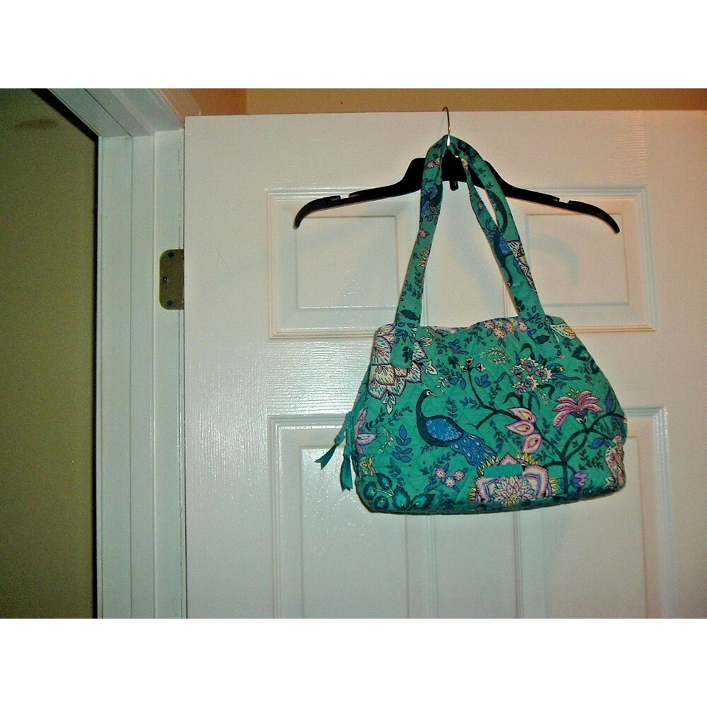 Vera Bradley Turquoise w/Peacocks 3 Sectional Handbag & Change Purse Excellent